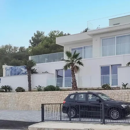 2 Bedroom Cozy In Seget Gornji Tatil Evi *