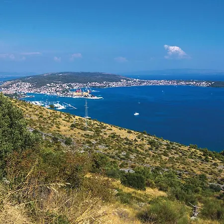 2 Bedroom Cozy In Seget Gornji Tatil Evi *